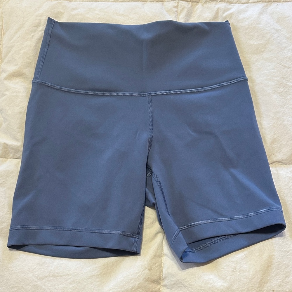 lululemon athletica High-Rise Bike Shorts in Slate Blue